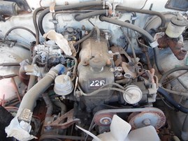 1983 TOYOTA PICK UP 2.4 MT 4X4 Z20955